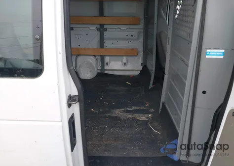 2014 Ford E-250 Commercial z USA, uszkodzony, nr VIN 1FTNE2EW3EDA31422